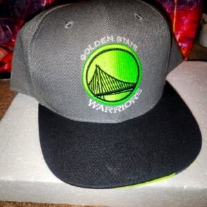 🏀🔥90s vintage Neon Green/Grey Golden State Mitchell&Ness cap, adjust.🔥🏀
